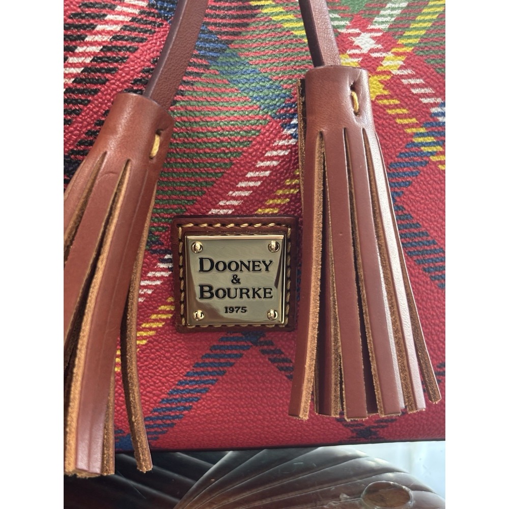 Dooney & Bourke Plaid Bucket Drawstring Shoulder Bag Red Green Tassel Logo - Picture 2 of 16